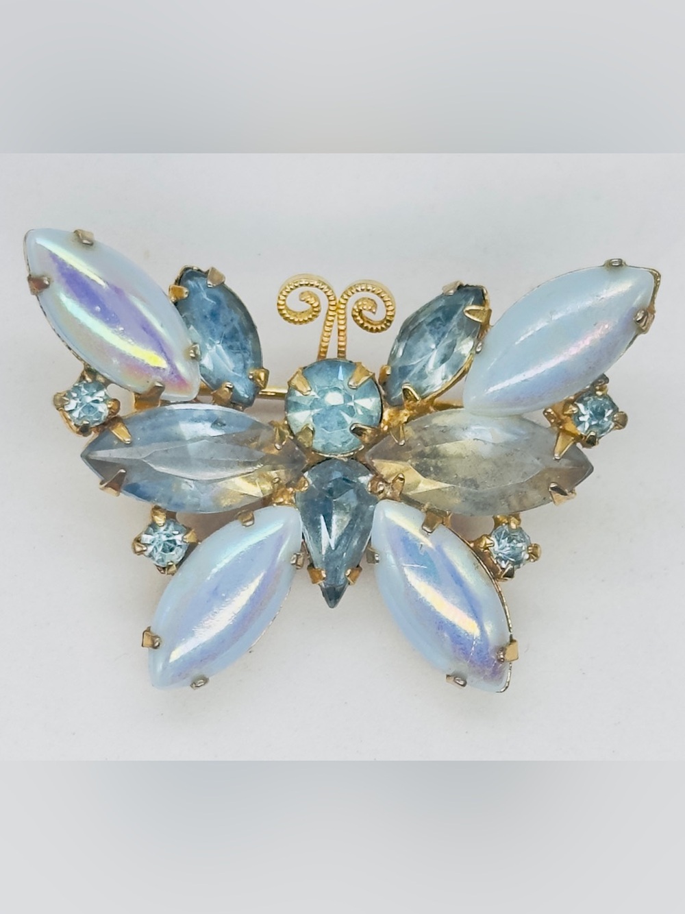 Vintage Juliana D&E Butterfly Brooch Pin Icy Blue Faceted Figural
